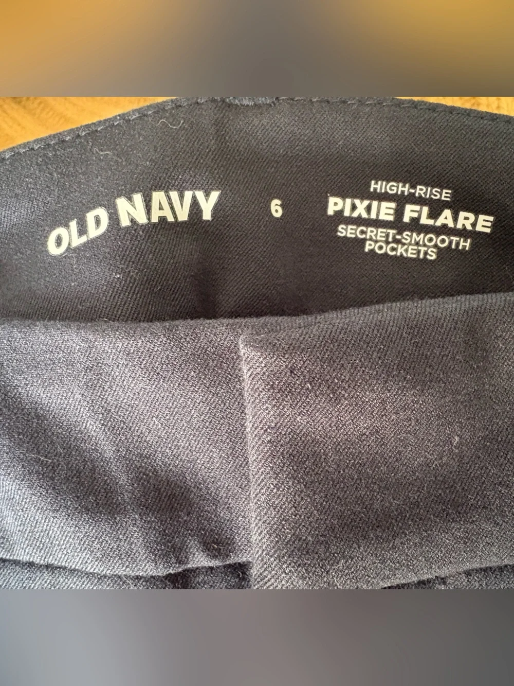 Old Navy Dark Blue Pixie Flare High-Rise Dress Pants Size 6 NWT Business Casual